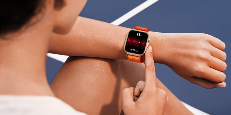 Huawei Watch Fit 5 Pro: премиальный гаджет для контроля стресса и выгорания в большом городе
