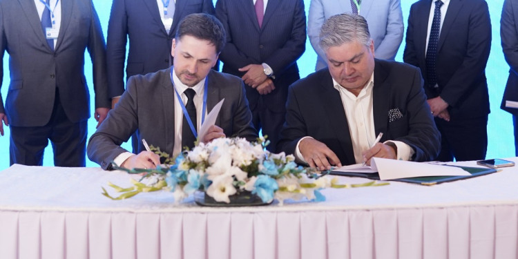 Beeline и QazCode помогут Пакистану создать собственную LLM